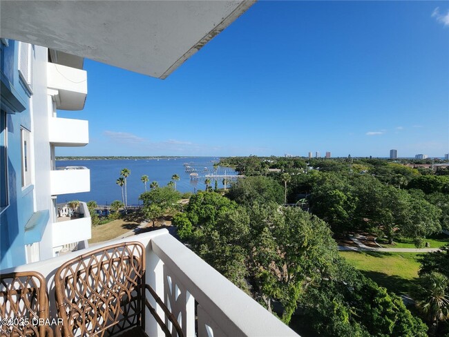 Photo - 935 N Halifax Ave Unit 602