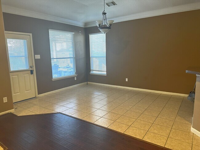 Photo - 6454 Applewood Forest Dr