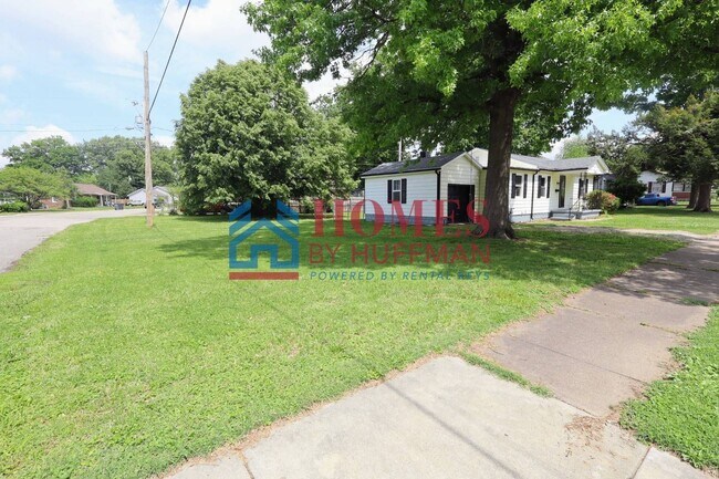 Photo - Three Bedroom House | Large Backyard