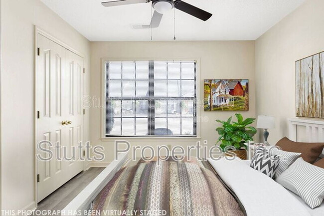 Photo - Creekside Apartments