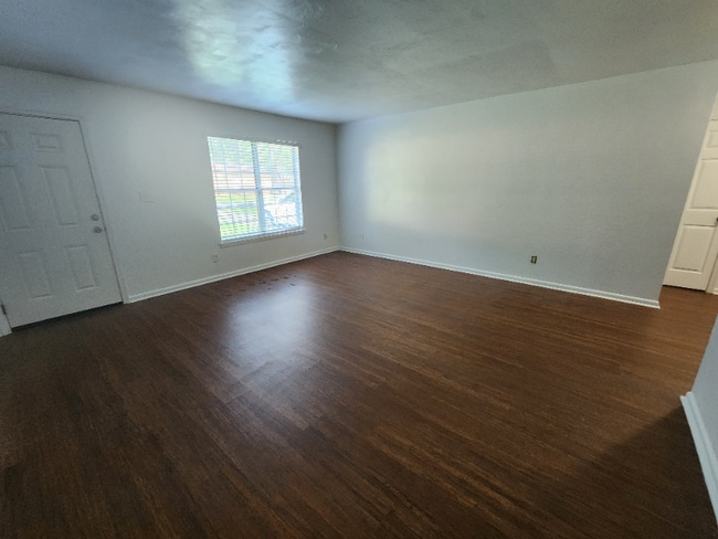 Photo - 300 Hurdle Dr Unit A