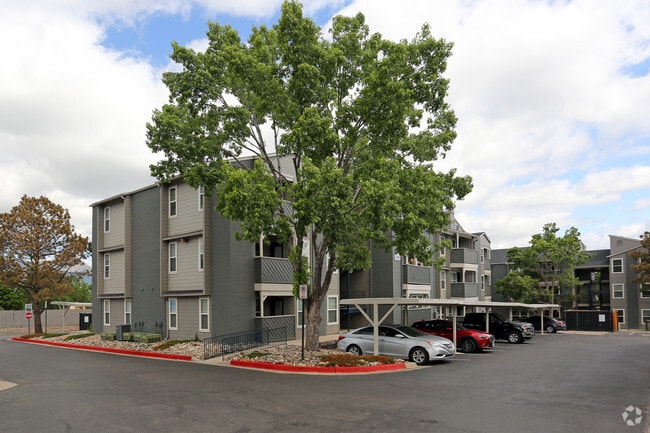 Building Photo - Viridian Edge at the Park Rental