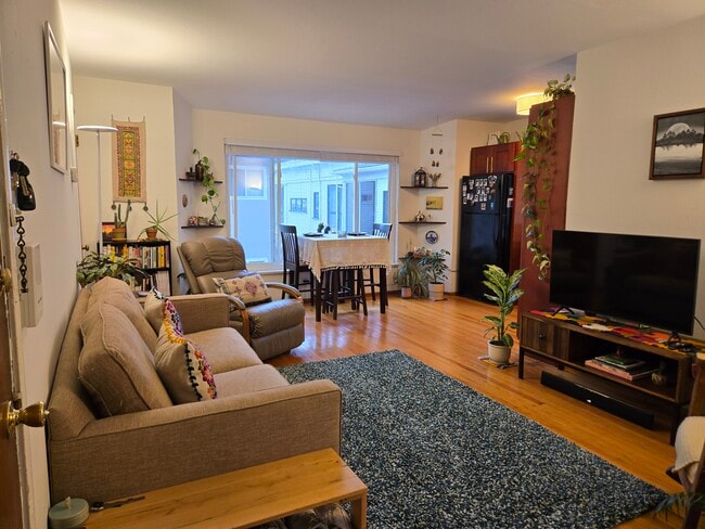 Photo - 1381 Shattuck Ave. Unit 6