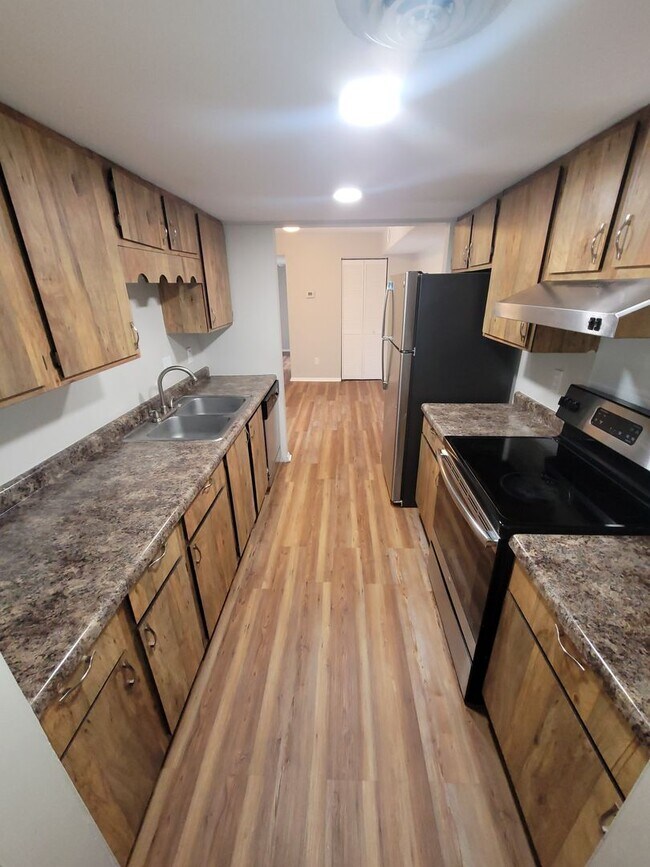 Photo - Charming Two-Bedroom Two Bathroom Apartment in Prime Chesterton Location! Unit C7