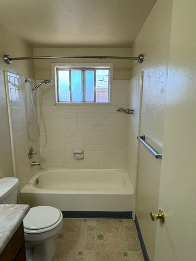 Photo - 826 S Royal Ave Unit 826