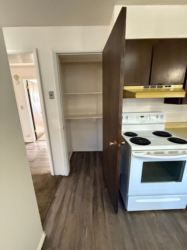 Photo - CS-1070 E 800 N Unit 1070 E 800 N #4