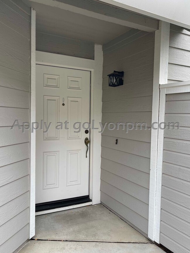 Photo - Charming 2BDRM 2.5BA with LOFT | Perfect Location near Folsom Premium Outlets & Lake Natoma!