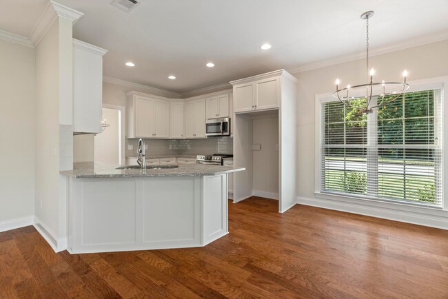 Photo - 1642 Academy Dr