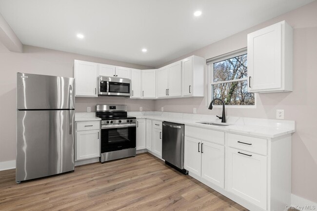 Photo - 2730 W Main St