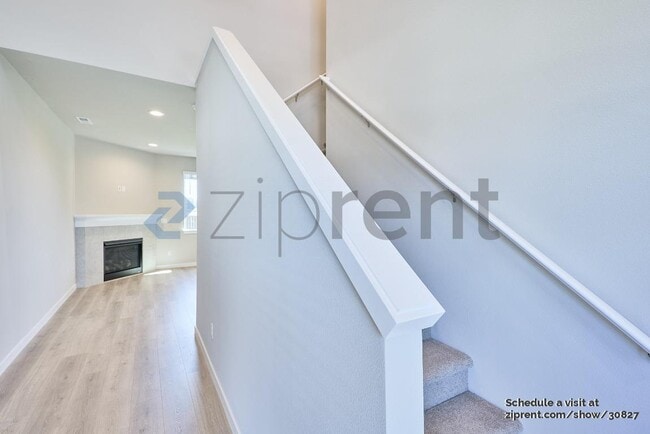Photo - 200 N 87th Pl