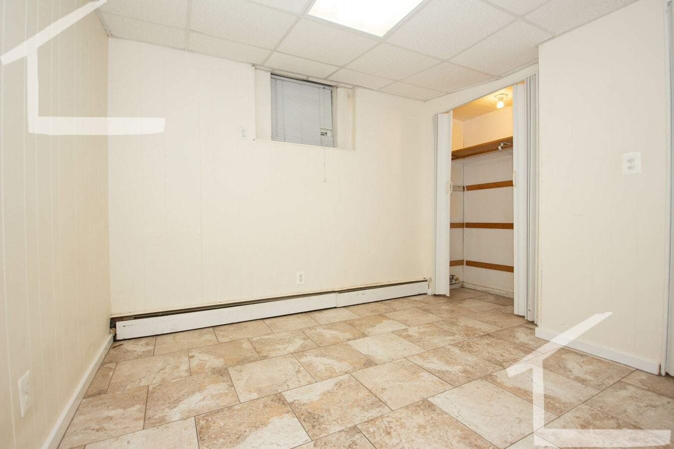 Beautiful newly renovated unit in Allston close to public transportation available NOW! - Beautiful newly renovated unit in Allston close to public transportation available NOW!