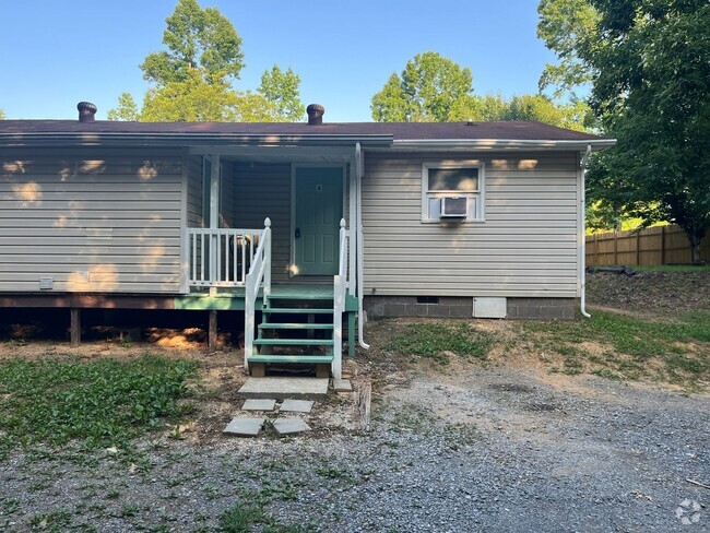 Building Photo - 4322 Banks Dr Unit Apt A