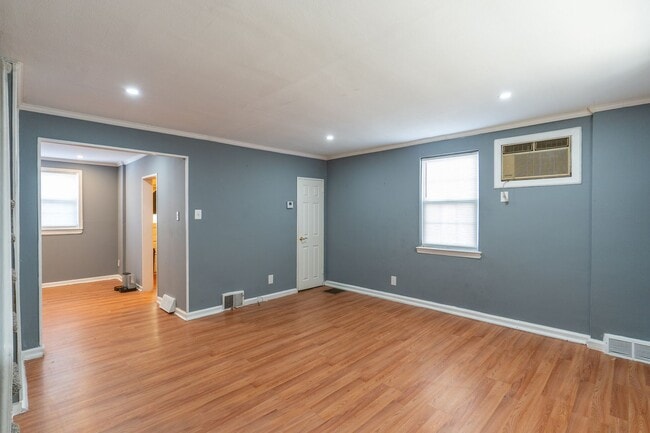Photo - Newly done 2 bed in Southwest