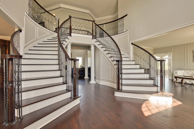 Photo - 8 Turnbury Ct