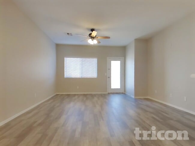 Photo - 11910 W Jackson St