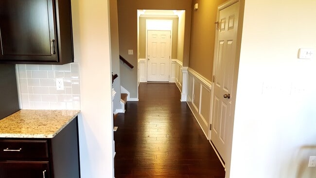 Photo - 3917 Valley Side Ct