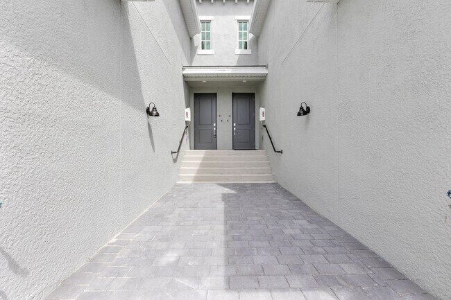 Photo - 15170 Bluffton Ln