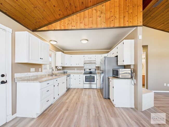 Photo - Single Family Home minutes from Los Alamos...