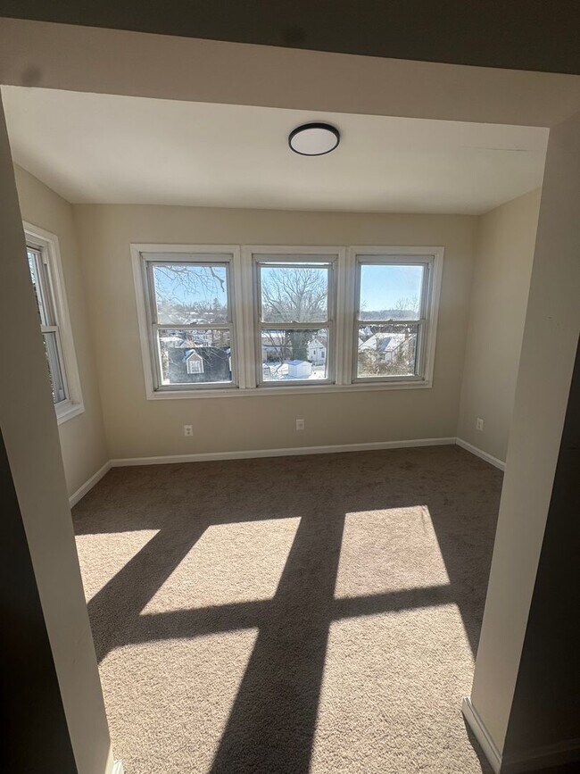 Photo - Now Accepting 525 Credit | Half First Month + Last Month Rent Unit B1