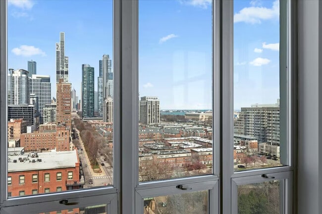 Photo - 1600 S Indiana Ave Unit 1308