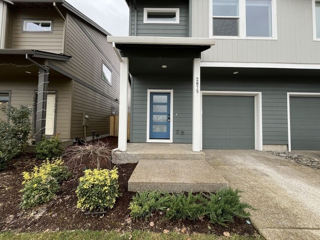 Photo - Modern 2022-Built 3-Bedroom Home with Open Layout, Entertainer’s Kitchen. Near Parks & Playgrounds