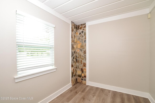 Photo - 7405 Calmoso Ave