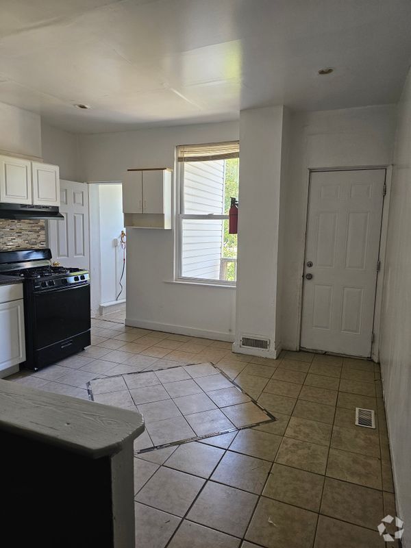Building Photo - 4730 Pimlico Rd Rental