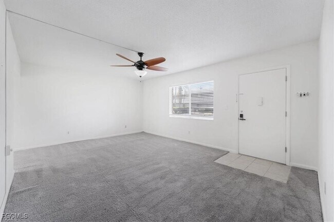 Photo - 339 Joel Blvd Unidad 121