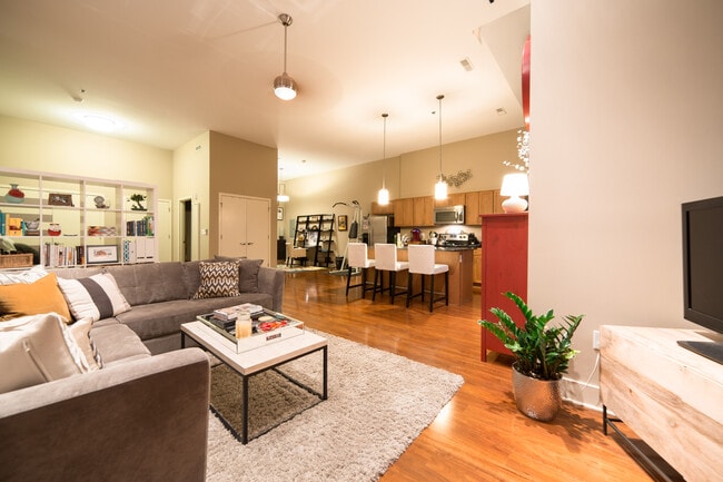 Photo - Fifth Avenue School Lofts