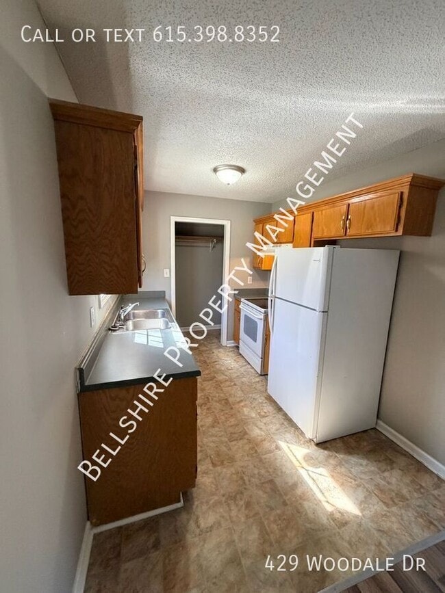 Photo - 429 Woodale Dr