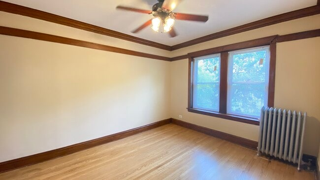 Photo - 4453 W Dickens Ave Unidad 2 Rental