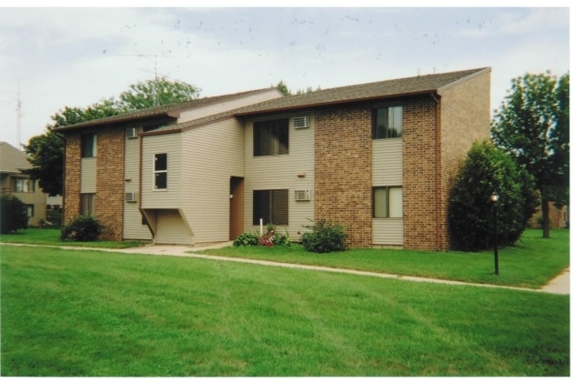 Photo - Riverwood Apartments