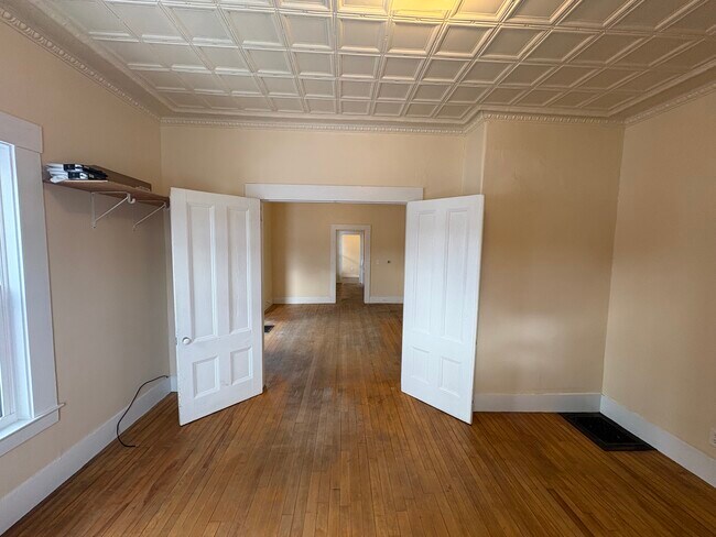 Photo - 165 Church St Unit 1