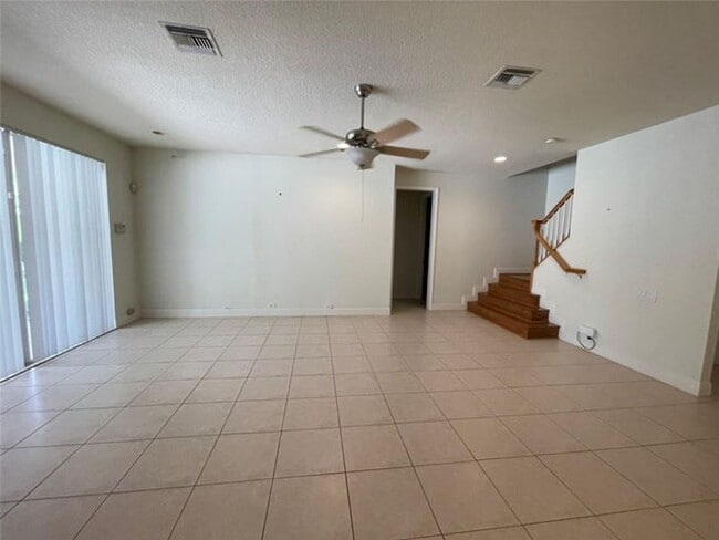 Photo - 10225 NW 60th Pl