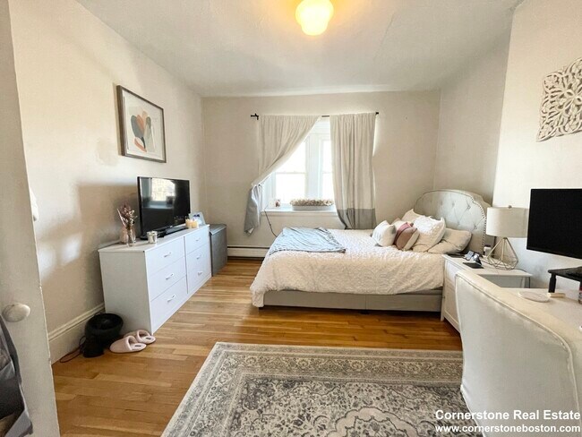 Photo - 748 E 4th St Unidad 3