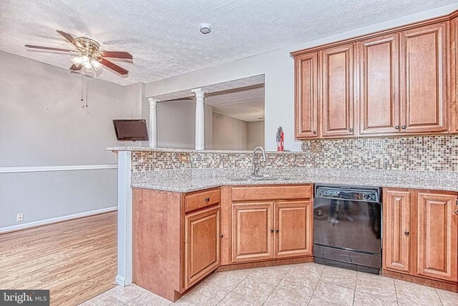 Photo - 4037 Kimberley Glen Ct