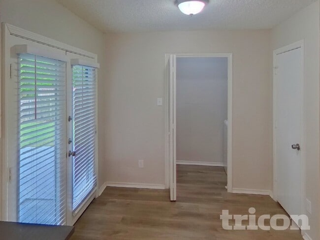 Photo - 133 Brockway Dr