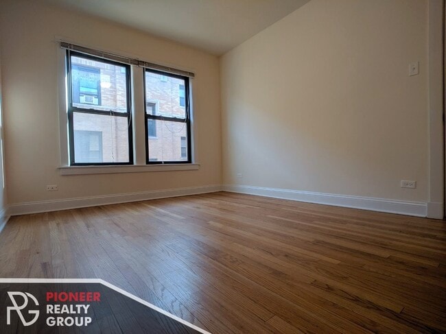 Photo - 2615 N Spaulding Ave Unit 3E