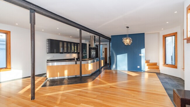 Photo - 343 Ashland Ave