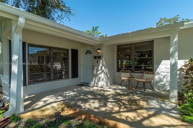 Photo - 712 Tradewind Dr