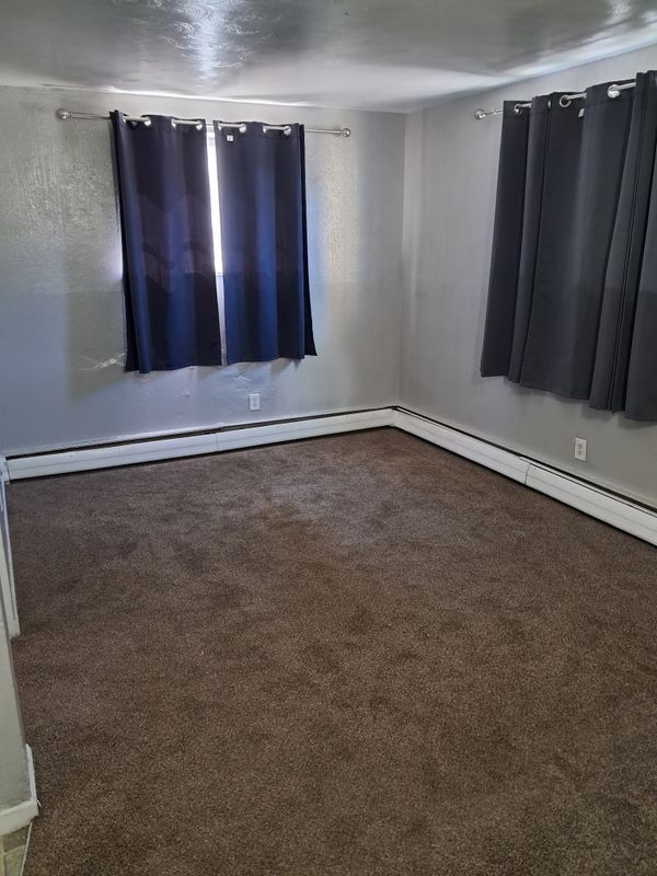 Photo - 1931 Clinton St