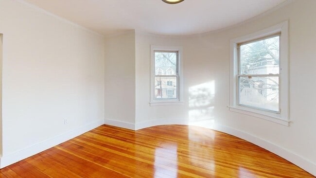 Photo - 391 Linwood Ave Unit 2