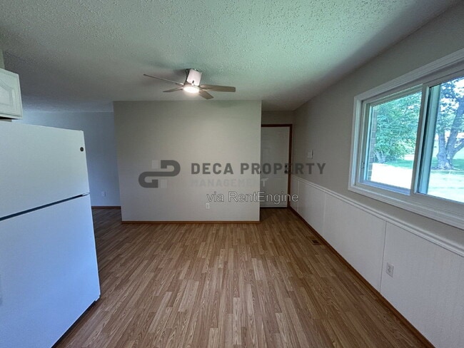 Photo - 2341 Battlefield Dr