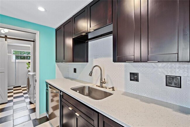 Photo - 7355 Cass Cir