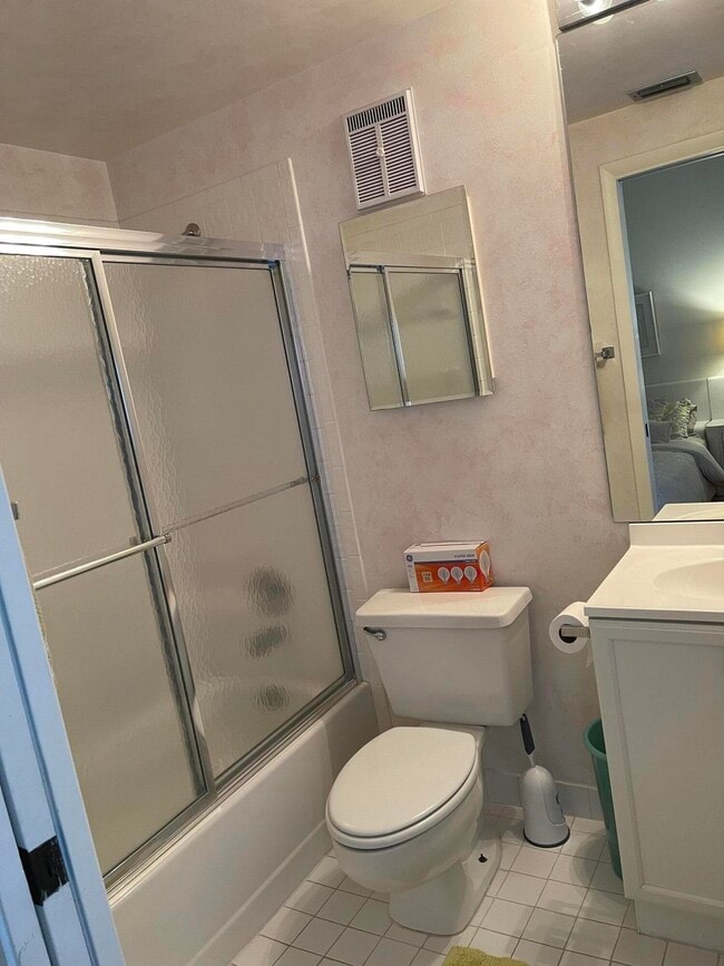 Photo - 17560 Vía Capri