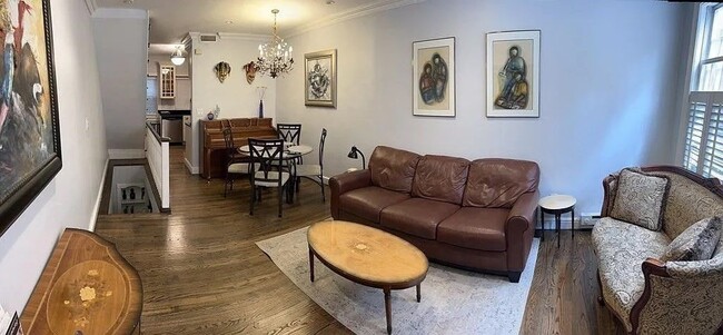 Photo - 15 S Russell St