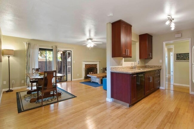 Photo - 1500 60th Ave