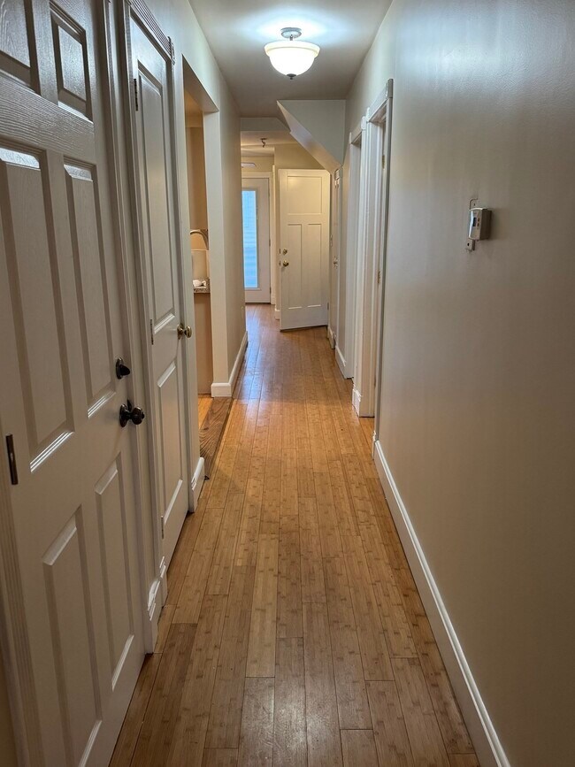 23 Fletcher St Unit 3