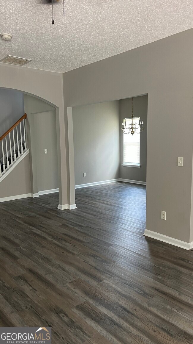 Photo - 4932 Antelope Cove