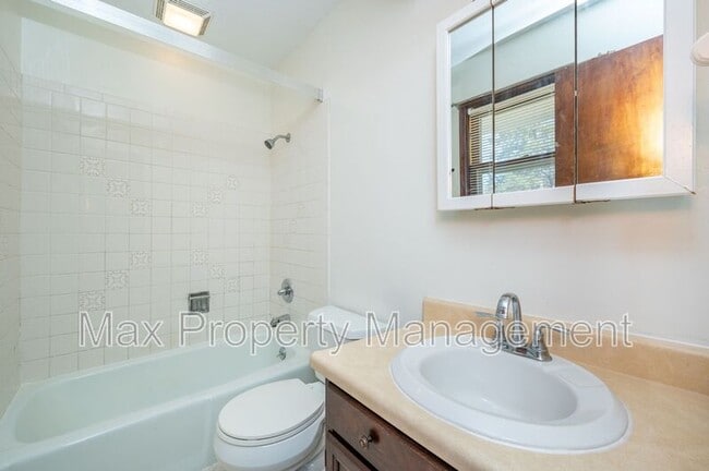 Photo - 7613 Prairie Ave